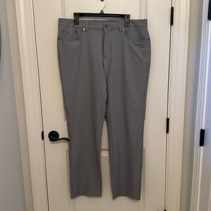 Greg Norman gray pants‎